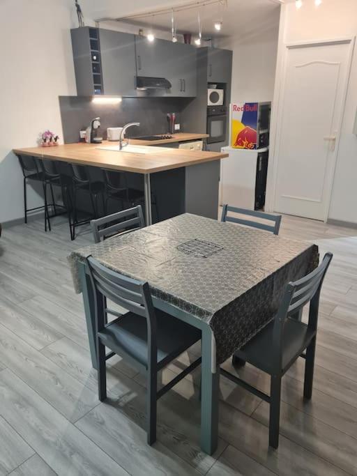 Appartamento Le Beau Sejour Poitiers Esterno foto